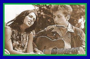 Joan Baez and Bob Dylan entertain the arriving crowd